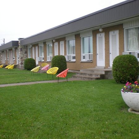 Motel Vaudreuil المظهر الخارجي الصورة