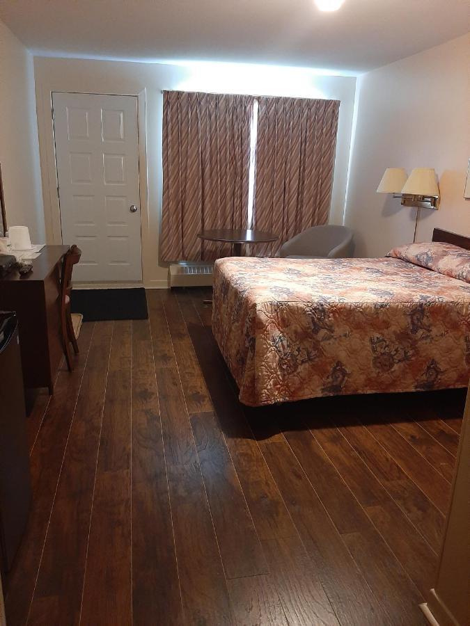 Motel Vaudreuil المظهر الخارجي الصورة