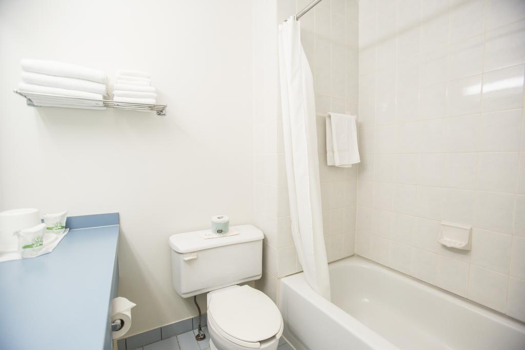 Motel Vaudreuil الغرفة الصورة
